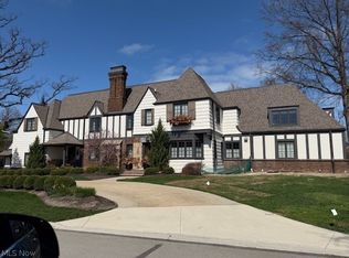 59 Collver Rd, Rocky River, OH 44116