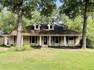 102 Parkway Cv, Brandon, MS 39047