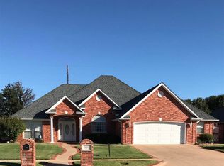 8007 NW Norwick Ave, Lawton, OK 73505
