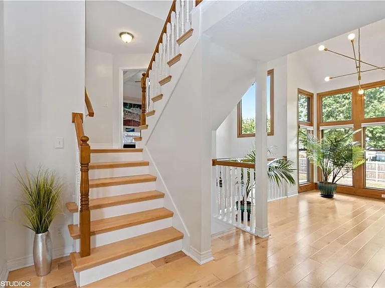 14805 Hadley St — Photo 3