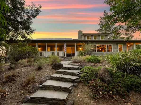 105 Highland Ave, Los Gatos, CA 95030