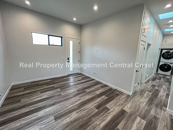4th image of 661 Funston Ave #663