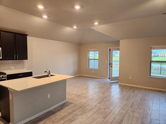 3rd image of 17228 Crowndale Dr