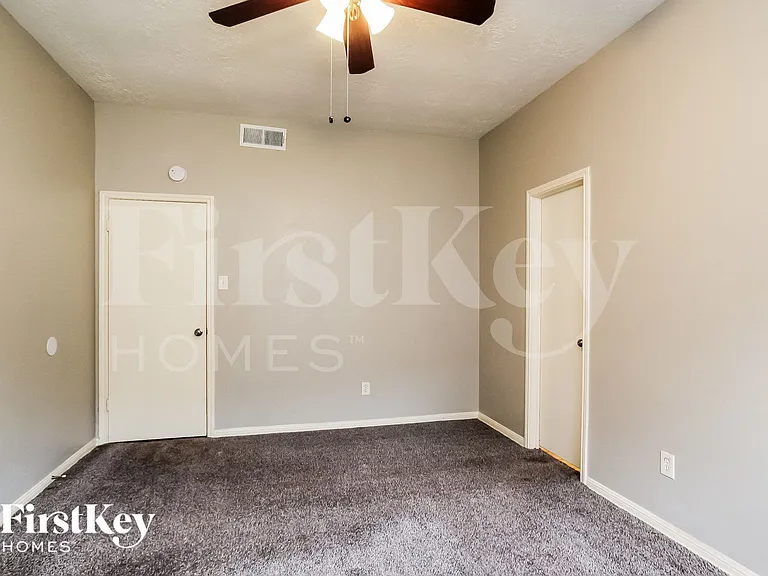 15410 Pebble Lake Dr — Photo 9