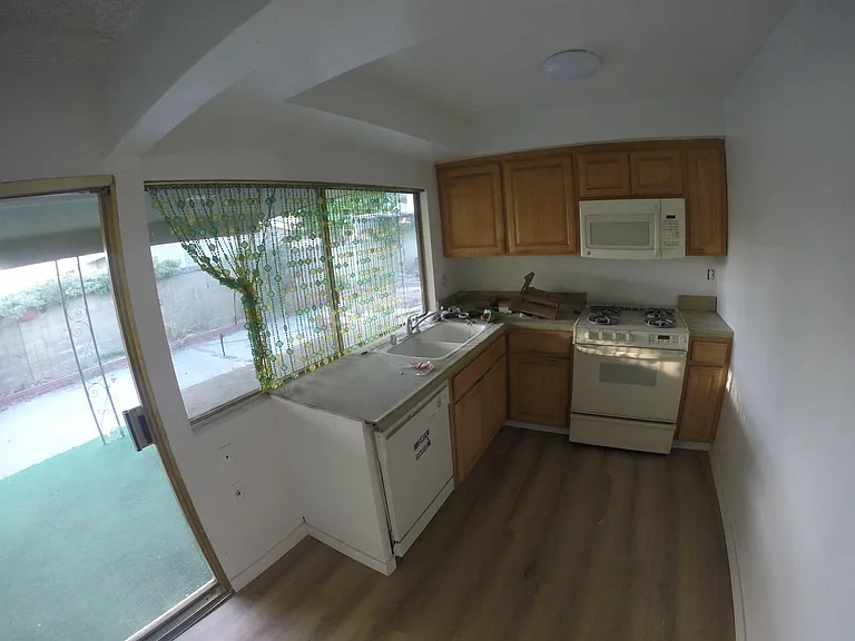 9455 1/2 Cedar St #1 — Photo 6