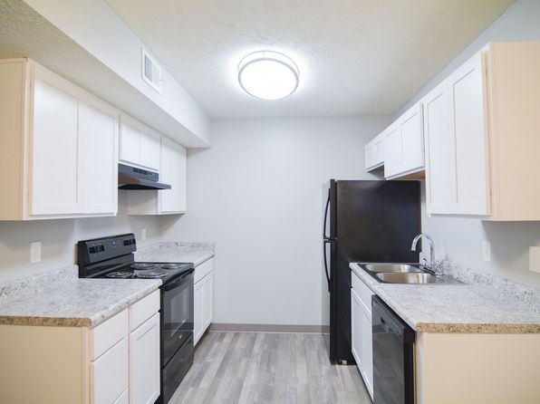 1106 Grenoble Dr #2002