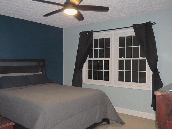 5th image of 22 Hobb Ct