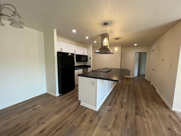 Cedar Run Condominiums — Photo 9