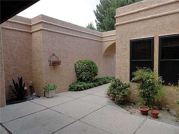 5th image of 720 Gary Ln