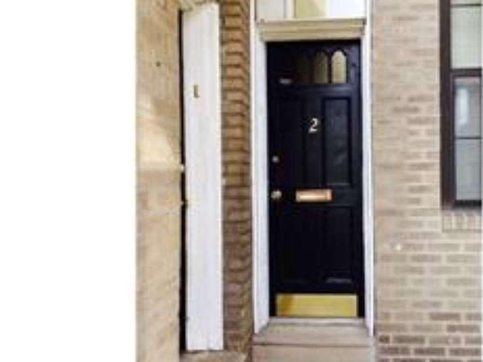 1st image of 3518 Vista St #2