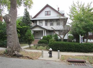 8427 116th St #1, Richmond Hill, NY 11418