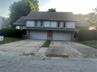 612 SE Kristi Ln, Lees Summit, MO 64063