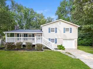 72 Trace Chain Ct, Hiram, GA 30141