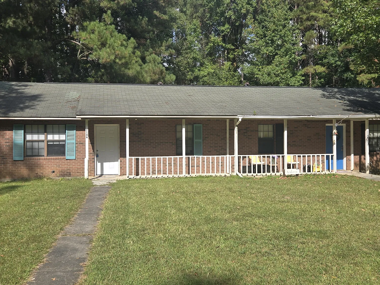 114 Jay Ln — Photo 1