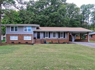 583 Allgood Rd, Marietta, GA 30060