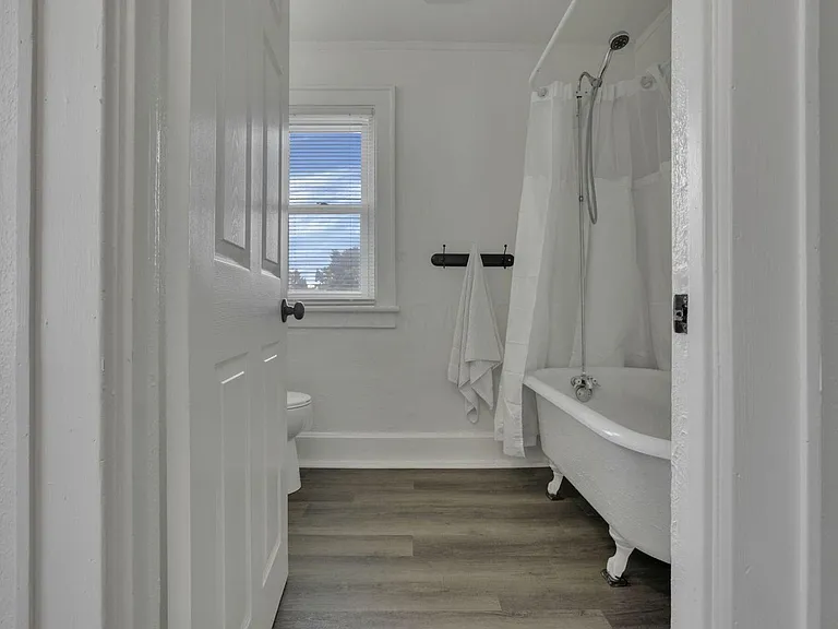 1411 Genessee Ave #43211 — Photo 19