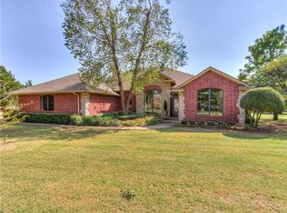 1864 Cedar Trail Dr, Cashion, OK 73016