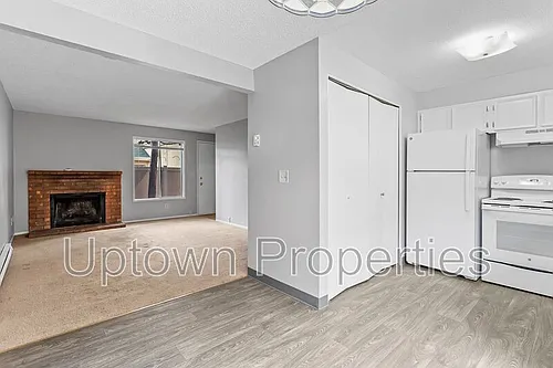 8313 SE 17th Ave Photo 1