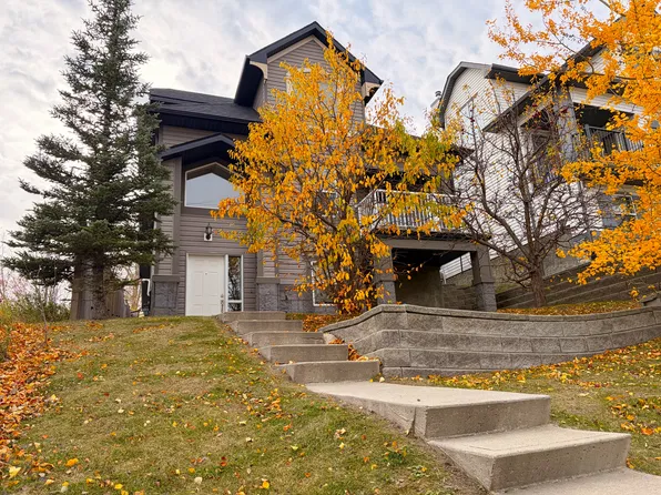 1331 8th Ave NE, Calgary, AB T2E 0P2