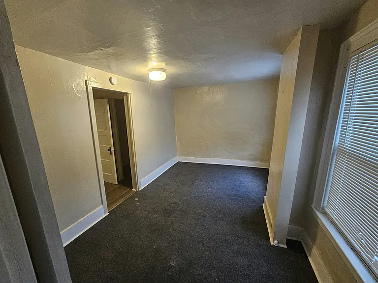 195 Mohawk St #1 — Photo 13