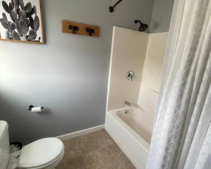 64 Hawthorne Cir — Photo 22