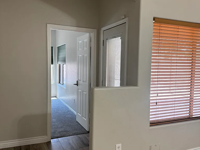 8421 W Mohave St — Photo 23