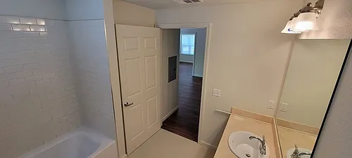 21 Kensington Ct #1 — Photo 6
