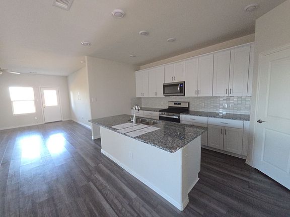4th image of 1322 Cress Garden Ln