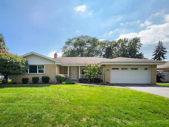 6225 W 128th St, Palos Heights, IL 60463