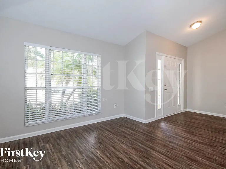 10214 Hunters Haven Blvd — Photo 3
