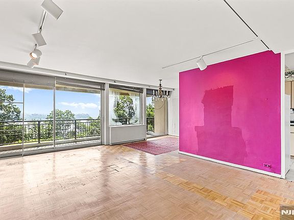 5th image of 1 Horizon Rd #G2