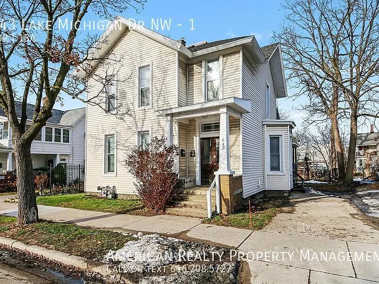643 Lake Michigan Dr NW #1 — Photo 1