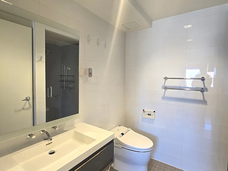 3916 Prince St #10 — Photo 5