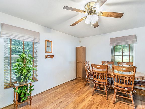 5th image of 238 Sunwood Dr