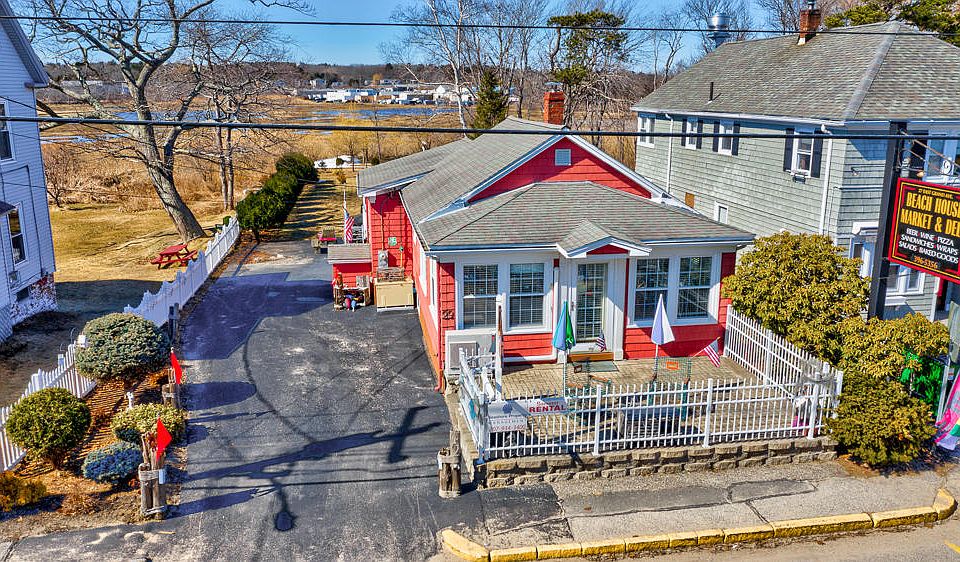 1st image of 29 E Grand Ave