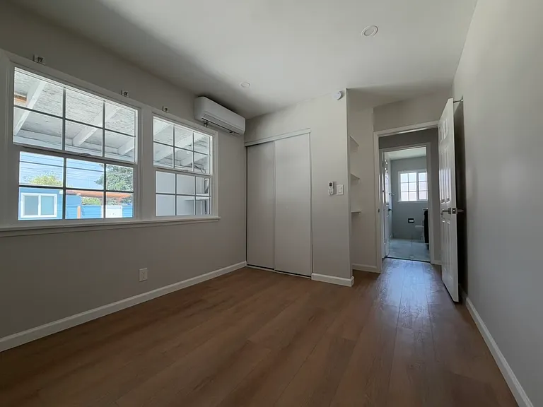 1117 S Valinda Ave — Photo 7