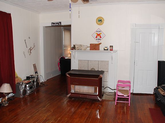 5th image of 801 Rose Ave