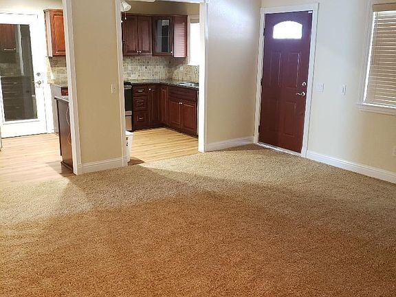 3rd image of 1837 Morse Ave
