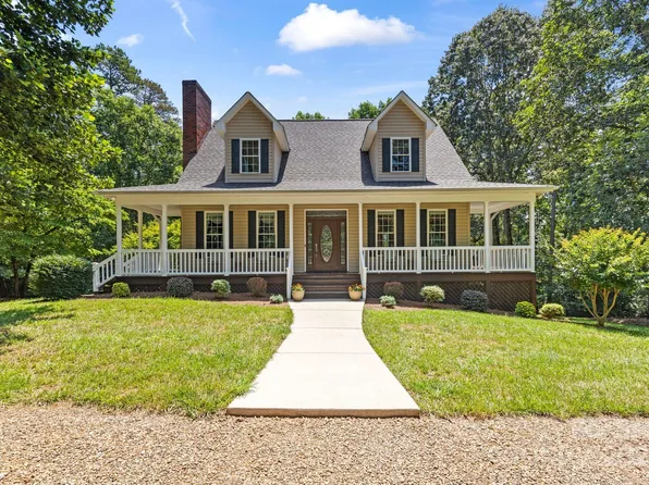 1021 Union Grove Rd, Union Grove, NC 28689