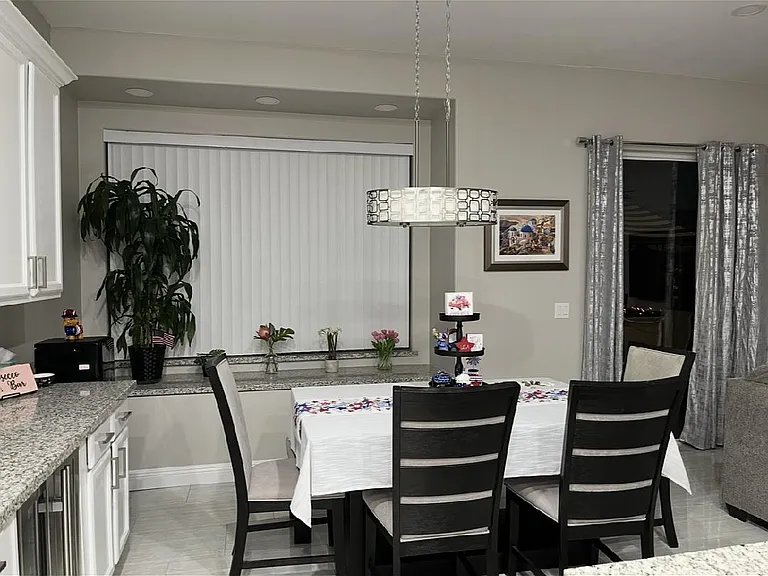 1442 W Coral Reef Dr — Photo 5