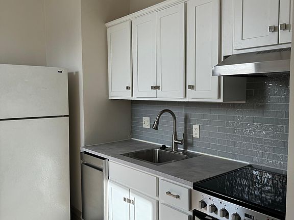 2nd image of 42 E Winter St #12