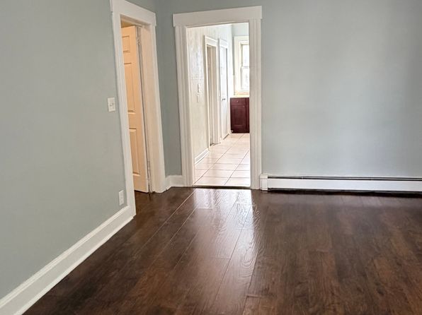 403 Highland Ave Floor 1