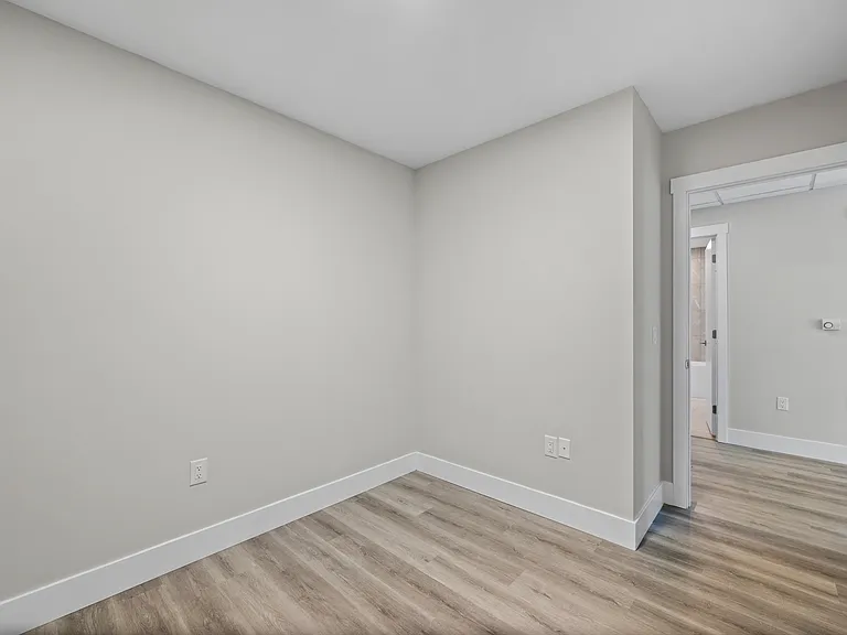 29 Heckman Ave — Photo 17