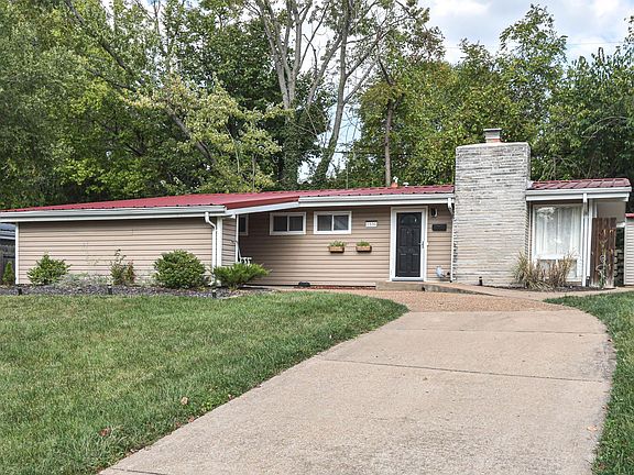 2nd image of 1530 Fournier Dr