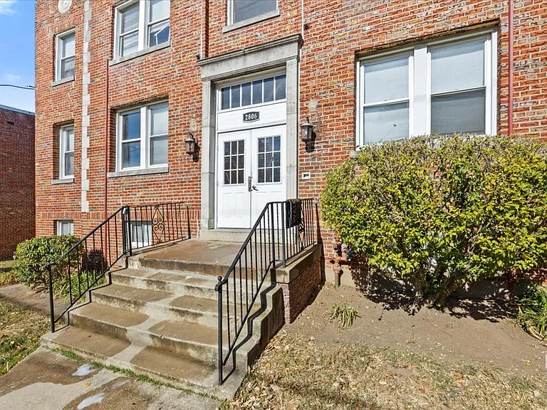 2806 O St SE — Photo 19
