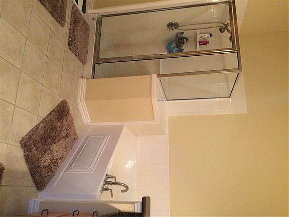 4th image of 800 E 15th St Unit 207