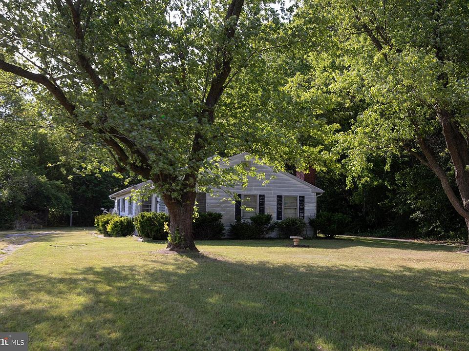 1st image of 34214 Horsey Church Rd