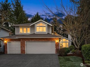 26224 SE 40th St, Issaquah, WA 98029