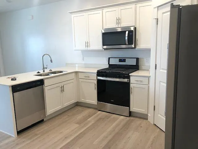 544 N 100 E — Photo 2