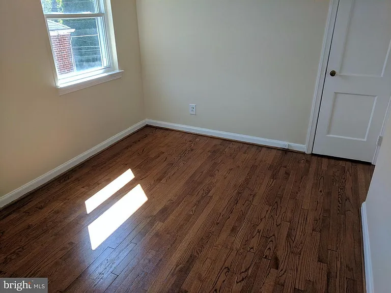 11905 Andrew St — Photo 14